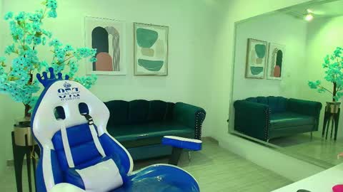 Charlotte online show from 03.09.25