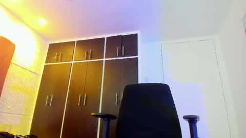 Charlotte Icee online show from 03.06.25