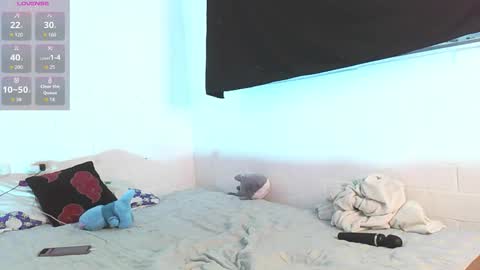 Snapshot of charlotte_morh_ chatting on 11.18.25 charlotte_morh_ online show from 11.18.25