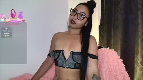 charlotte_princess_1 online show from 03.18.26