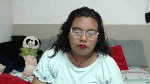 Snapshot of charlotte_rot chatting on 10.27.25 charlotte_rot online show from 10.27.25