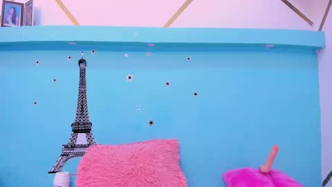 Charlotte  online show from 02.24.25