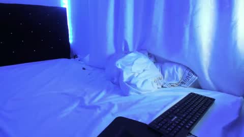 charlotte_xc online show from 02.12.25