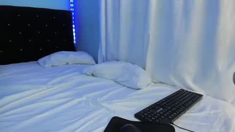 charlotte_xc online show from 02.20.25