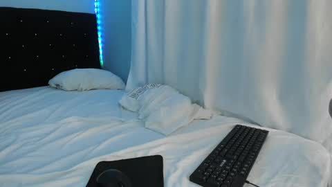 charlotte_xc online show from 02.21.25