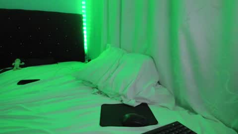 charlotte_xc online show from 02.23.25