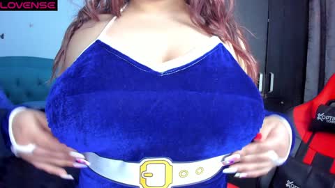 Snapshot of charlottee_lovee69 chatting on 12.15.24 Natalia online show from 12.15.24