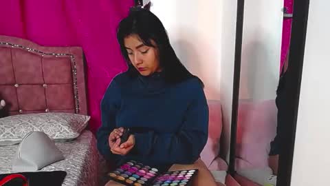 Snapshot of charlottekiss99 chatting on 09.19.25 charlottekiss99 online show from 09.19.25