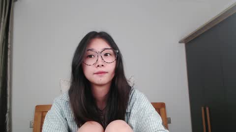 Snapshot of charlottelin chatting on 12.06.24 Charlotte online show from 12.06.24