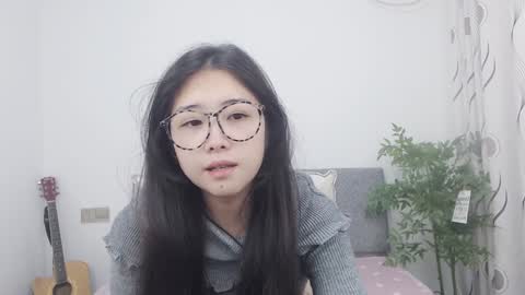 Snapshot of charlottelin chatting on 01.11.25 Charlotte online show from 01.11.25