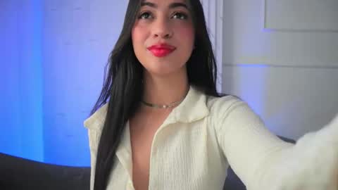 Lauren Rus online show from 11.20.25