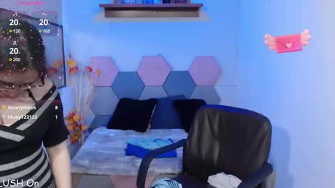 Charlotte Taylor online show from 02.01.25