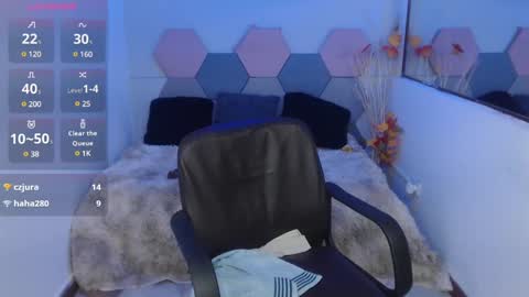 Charlotte Taylor online show from 02.26.25