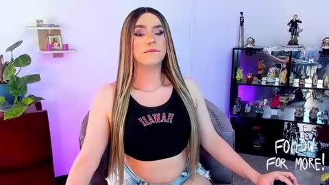 Snapshot of charlottevillorina chatting on 06.27.26 charlotte villorina online show from 06.27.26