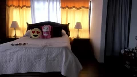 Charlotte online show from 03.05.26