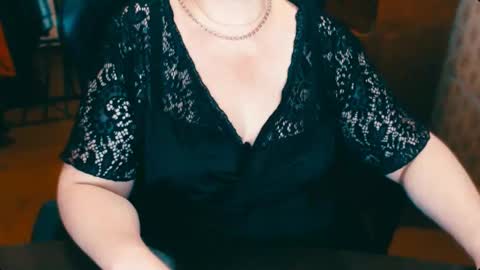 CharlotteXTasty online show from 03.12.25