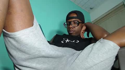 charly_vergonti_ online show from 12.31.24