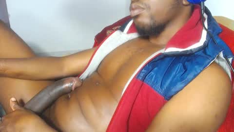 charly_vergonti_ online show from 10.01.25