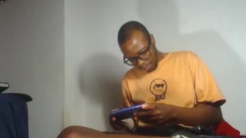 charly_vergonti_ online show from 12.02.25