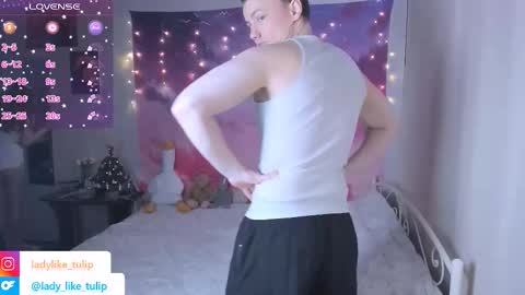 Lisa online show from 01.12.26