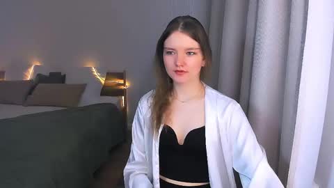 Snapshot of charminglookeva chatting on 06.02.26 Im Eva online show from 06.02.26