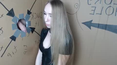 Snapshot of charurbab chatting on 12.05.25 Anna online show from 12.05.25