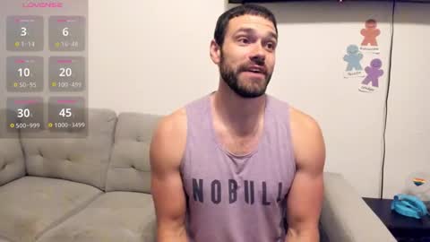 Snapshot of chasemason20 chatting on 12.02.25 Onlyfans chasingfit Instagram the arguer Twitter chasingfitOF online show from 12.02.25