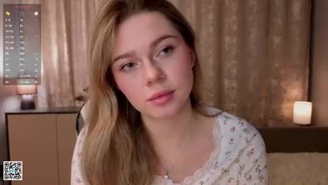 Snapshot of chasidygrandmaison chatting on 06.19.26 Emilia online show from 06.19.26