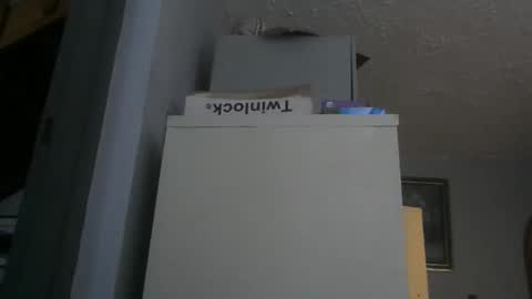 Snapshot of chaturbatordeluxe chatting on 11.27.25 chaturbatordeluxe online show from 11.27.25