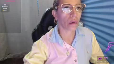 CHAYLA VICTORIA RUIZ  online show from 06.12.26