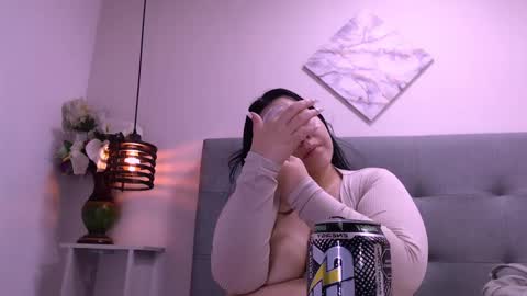 Snapshot of cheelsea_ chatting on 12.23.24 cheelsea_ online show from 12.23.24