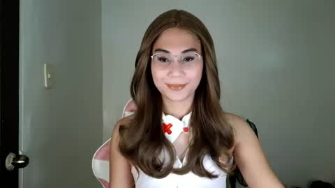 Snapshot of chelly4u69 chatting on 06.29.26 chelly4u69 online show from 06.29.26