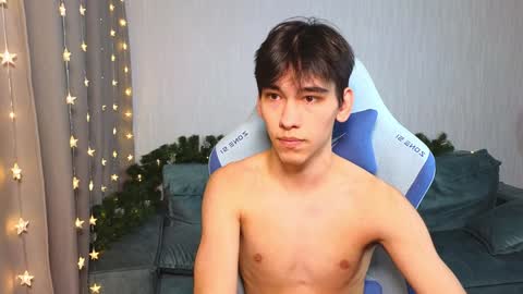 LUCASRYANPVT IS OPEN online show from 01.22.25
