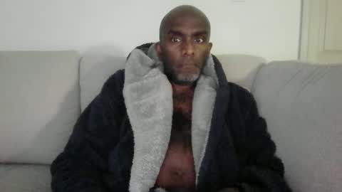 Snapshot of chenthu1979 chatting on 05.18.26 chenthu1979 online show from 05.18.26