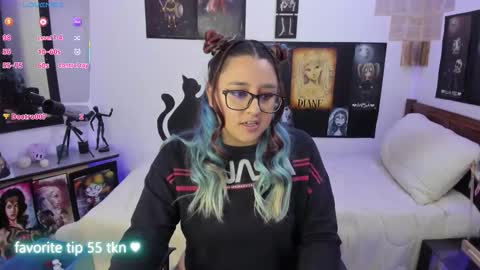 cherry_blushh online show from 11.19.25