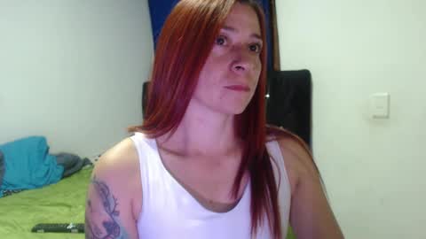 Snapshot of cherry_cam30 chatting on 02.11.25 cherry aleja online show from 02.11.25