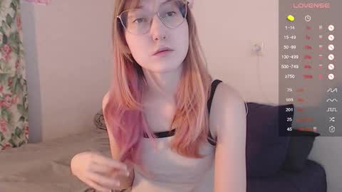 Snapshot of cherry_hazzze chatting on 10.14.25 Cheryl online show from 10.14.25