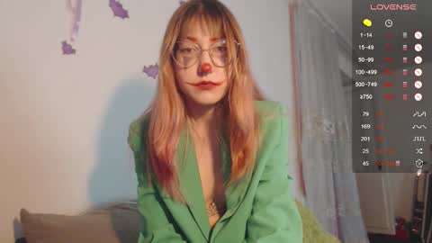 Snapshot of cherry_hazzze chatting on 10.31.25 Cheryl online show from 10.31.25