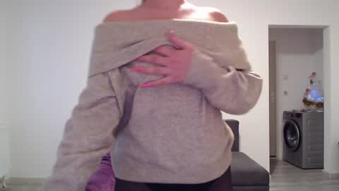 Sherry online show from 12.23.24