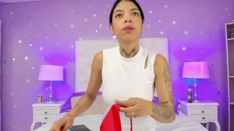 Snapshot of cherry_sussan chatting on 12.29.24 Sussan Cherry online show from 12.29.24