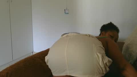 Snapshot of cherrybabexx chatting on 12.15.24 Cherrybabe online show from 12.15.24