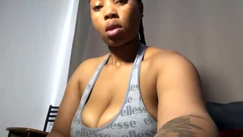 Snapshot of cherrybabexx chatting on 12.27.24 Cherrybabe online show from 12.27.24