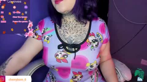  dayis independent model  online show from 01.06.25