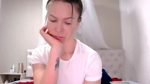 Anna online show from 01.30.25