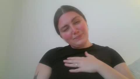 Snapshot of cherryjune chatting on 09.17.25 CherryJune online show from 09.17.25