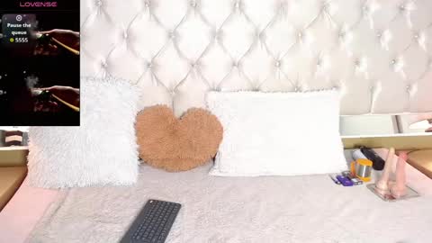 Cherry  online show from 04.14.26