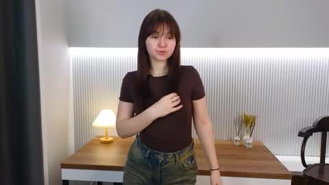 Snapshot of cherrylpentaris chatting on 03.23.26 Eva online show from 03.23.26