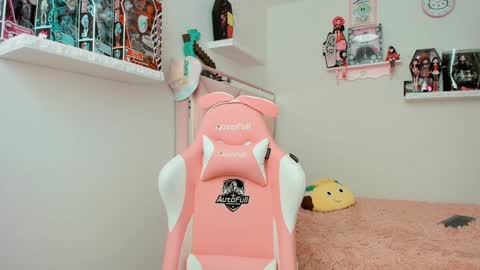 Snapshot of cherrymafer666 chatting on 01.15.25 cherrycute666 online show from 01.15.25