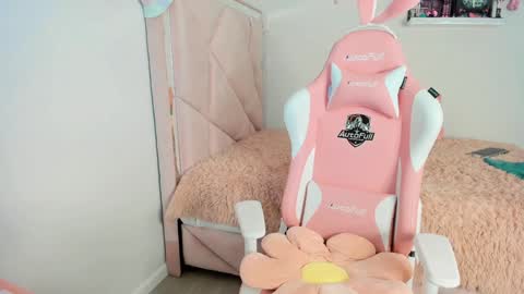 Snapshot of cherrymafer666 chatting on 01.20.25 cherrycute666 online show from 01.20.25