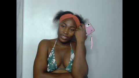 Snapshot of cherrywetpussy chatting on 06.11.26 cherrywetpussy online show from 06.11.26